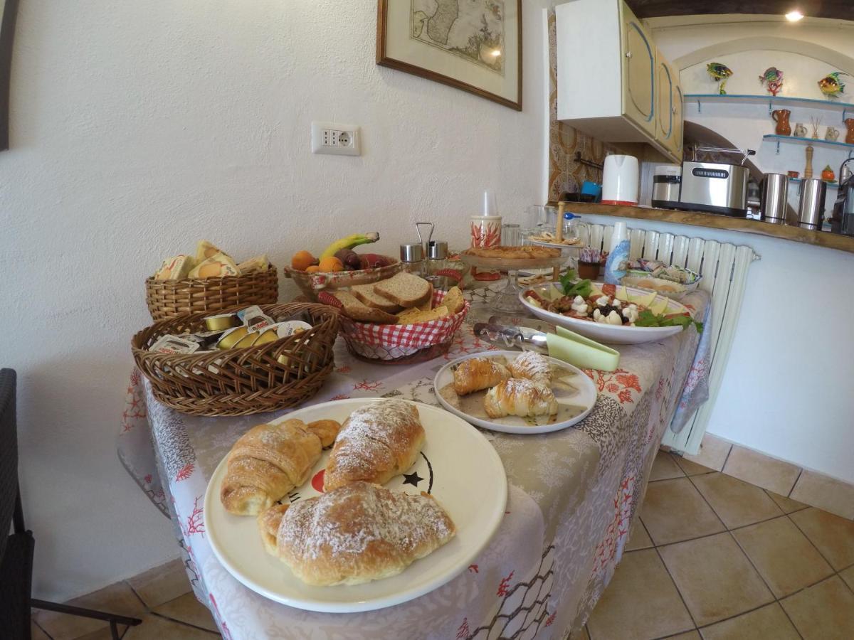 Bb Il Generale Bed & Breakfast Шила Екстериор снимка