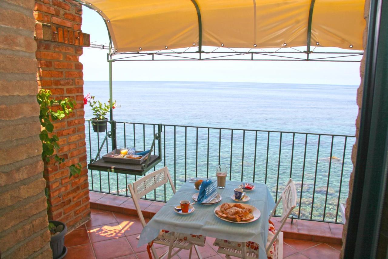 Bb Il Generale Bed & Breakfast Шила Екстериор снимка