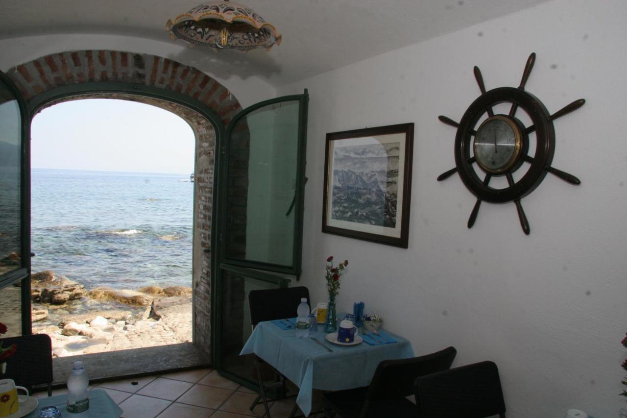 Bb Il Generale Bed & Breakfast Шила Екстериор снимка