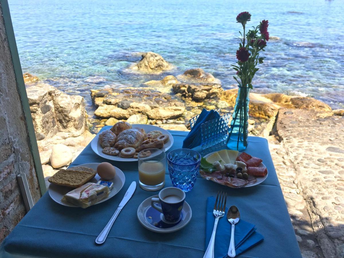 Bb Il Generale Bed & Breakfast Шила Екстериор снимка