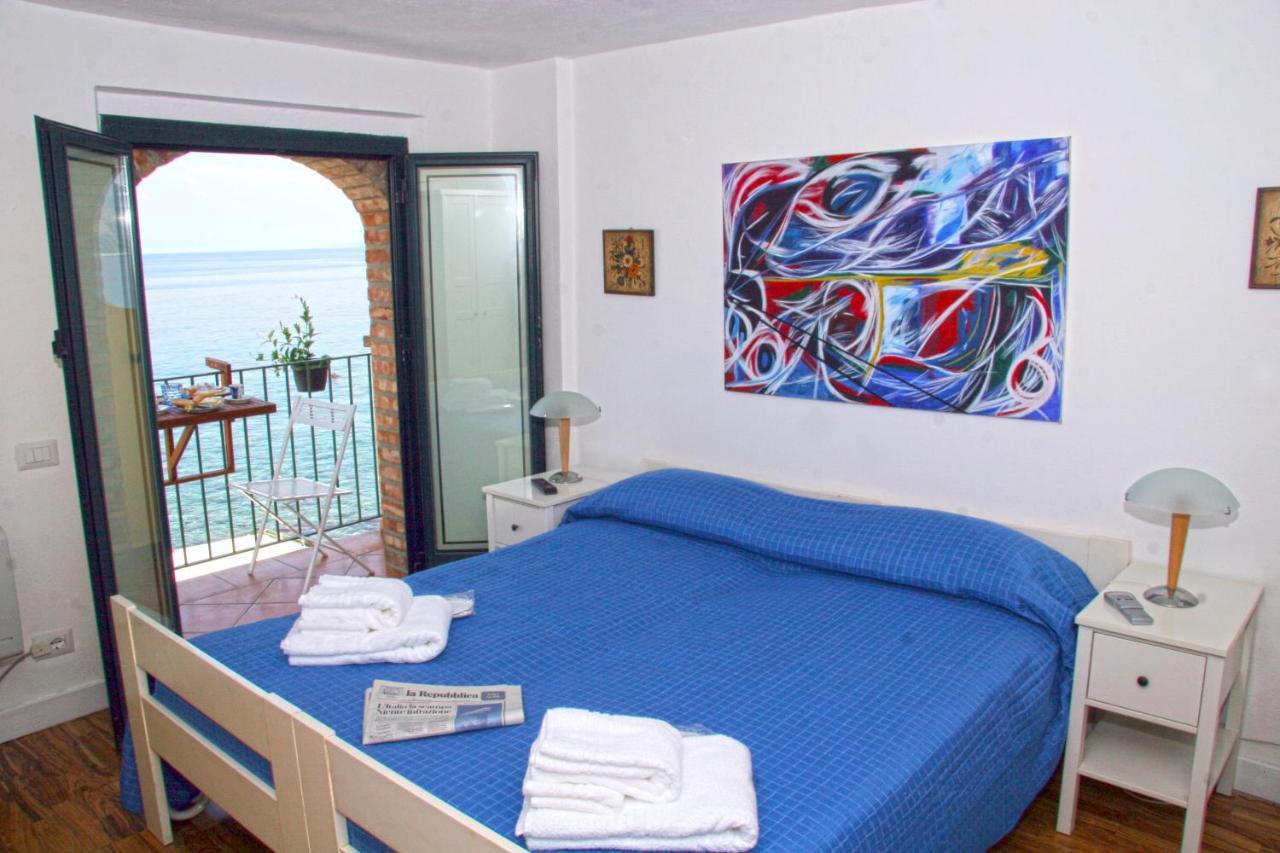 Bb Il Generale Bed & Breakfast Шила Екстериор снимка