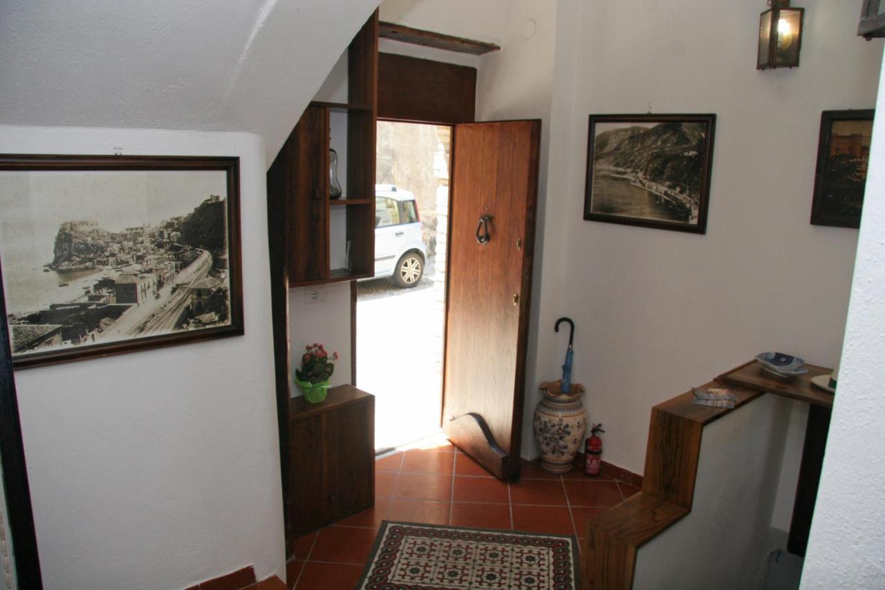 Bb Il Generale Bed & Breakfast Шила Екстериор снимка